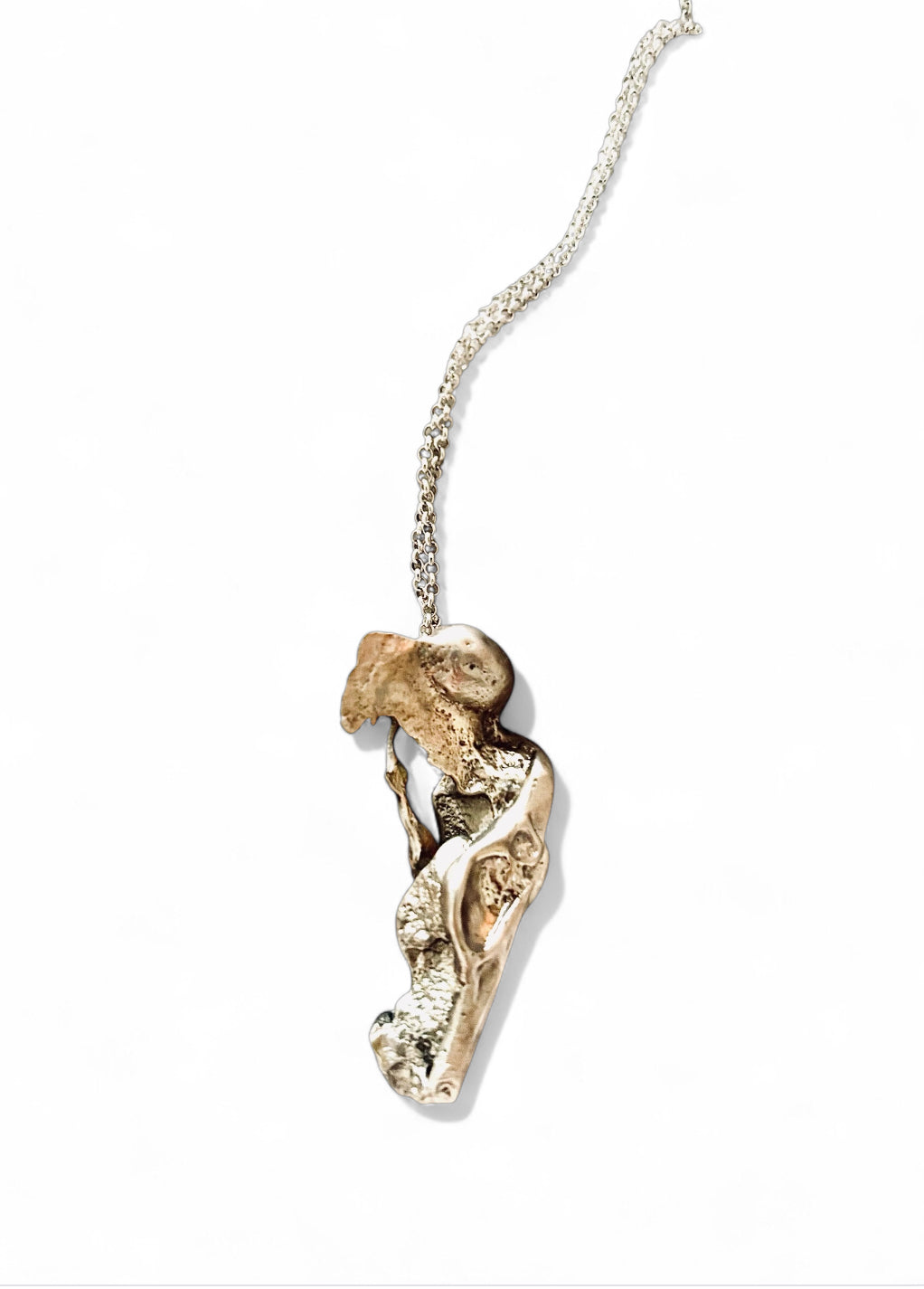 SAORSA PENDANT
