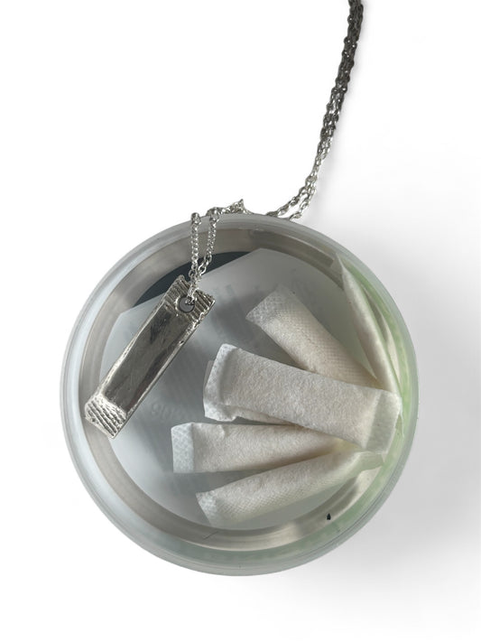 Snus Pendant V